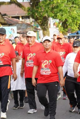 Gerak Jalan Santai HUT Padang Lawas ke-18 di Ikuti Ribuan Orang
