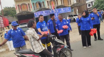 DPC Partai Demokrat Padang Lawas Sambut HUT ke 24 Dengan Jalan santai Dan Bagikan Ratusan Nasi Gratis