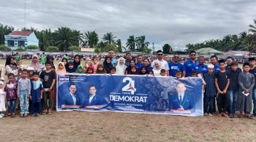 Semarakkan HUT Demokrat Ke-24, DPC Padang Lawas Santuni Anak Yatim Dirangkai Sepakbola Gembira