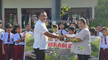Polres Dumai Gelar Aksi Penanaman Pohon, Sosialisasikan “Green Policing” di SD Filius Dei