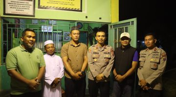 Kapolres Dumai Melakukan Kegiatan Sambang Pos Satkambling dan Memberi Apresiasi Warga Tanjung Palas Aktif Jaga Keamanan Lingkungan