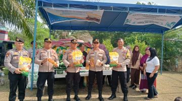 Di Tengah Fluktuasi Harga Bahan Pokok, Polres Dumai Melaksanakan Operasi Pasar Murah