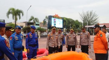 Polres Dumai Gelar Pergelaran Sarpras untuk Penanggulangan Banjir, Siap Back Up BPBD Kota Dumai