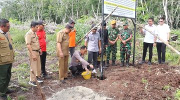 Polres Dumai Bersama Forkopimda Gencarkan Sosialisasi Karhutla Melalui Pemasangan Plang Peringatan