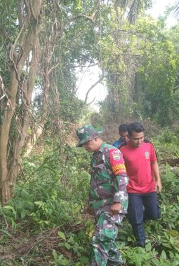Babinsa Koramil 04/Rupat Laksanakan Patroli Karhutla di Desa Sri Tanjung